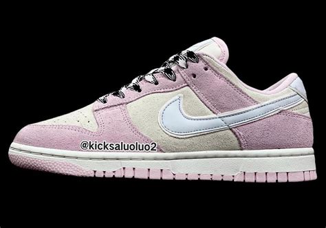 nike dunks lila pink|pink Nike dunk low.